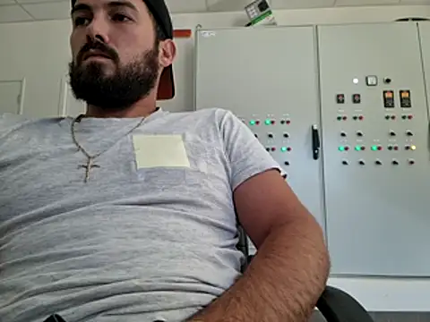 Leonormaldick online show from 06-10-26, 11:53