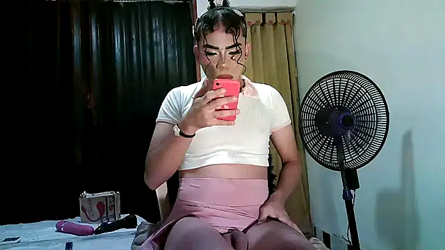 kimmiemm online show from 10-16-25, 02:18