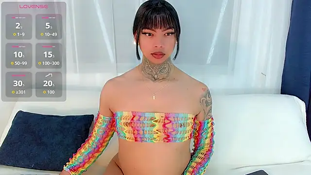 laura sweett120 online show from 07-17-26, 07:26