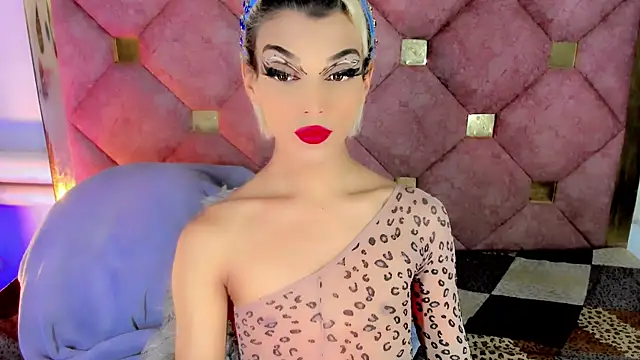 the-horus-girl online show from 12-12-24, 01:43