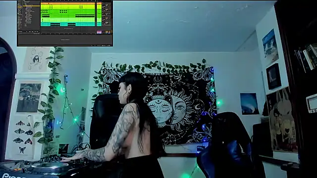 Demongirl6666 online show from 03-22-25, 06:43