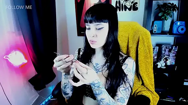 Demongirl6666 online show from 03-16-26, 08:02