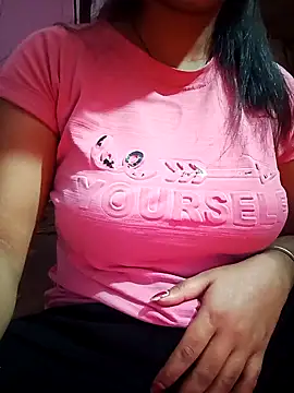 Snapshot of Bittu-rani chatting on 01-23-25, 09:29 Bittu-rani online show from 01-23-25, 09:29