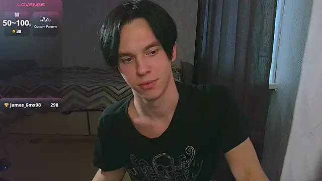 Snapshot of Jerry_Bomb chatting on 02-05-25, 11:34 Jerry Bomb online show from 02-05-25, 11:34