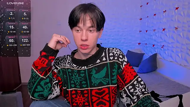 Snapshot of Jerry_Bomb chatting on 04-06-26, 04:57 Jerry Bomb online show from 04-06-26, 04:57