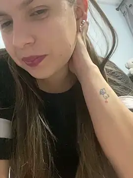 Snapshot of Nathaly00_ chatting on 12-15-25, 11:53 Nathaly00 online show from 12-15-25, 11:53