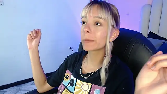 peyton golden1 online show from 10-03-25, 03:36