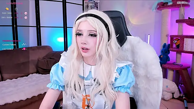 LilithLin online show from 07-11-26, 03:37