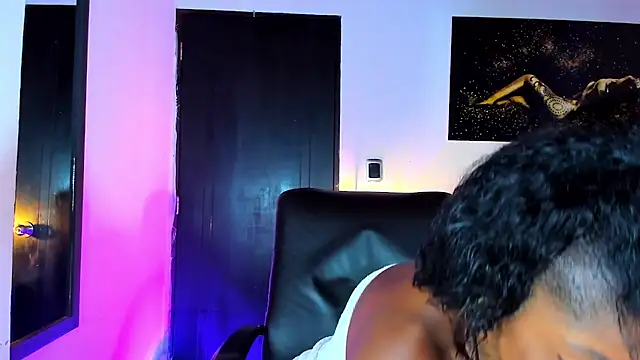 KimberlyBanks2 online show from 01-30-25, 10:19