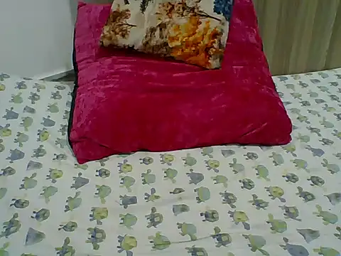 PrettyPrincess14 online show from 10-10-25, 01:26