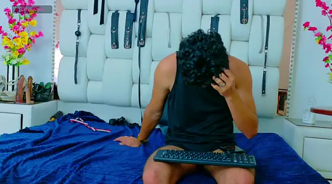 LeidyJones online show from 03-19-25, 09:37