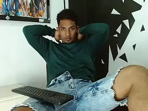 Snapshot of Yeiko_Park2 chatting on 02-23-25, 01:35 Yeiko Park2 online show from 02-23-25, 01:35