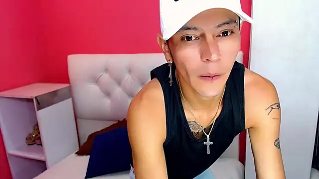 Snapshot of _snopyy_ chatting on 02-18-25, 07:52 snopyy online show from 02-18-25, 07:52