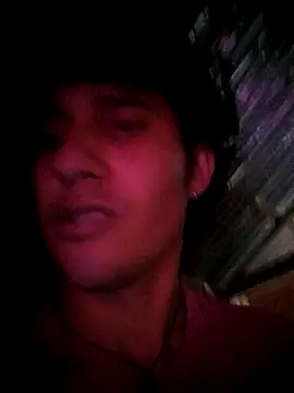 Snapshot of pedrodavid_ chatting on 10-12-25, 12:31 pedrodavid online show from 10-12-25, 12:31