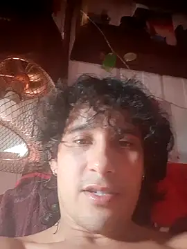 Snapshot of pedrodavid_ chatting on 06-18-26, 07:51 pedrodavid online show from 06-18-26, 07:51