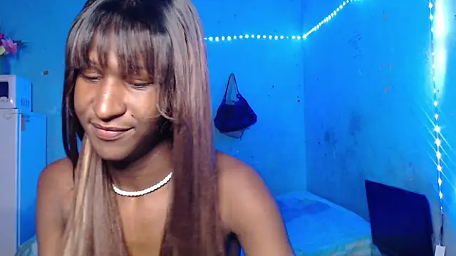 Snapshot of Angell_Dustt_ chatting on 10-03-25, 04:20 Angell Dustt online show from 10-03-25, 04:20