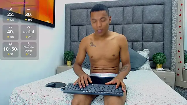 LiamsyAllison online show from 03-01-25, 02:02
