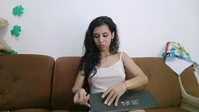 mina smith1 online show from 03-18-25, 03:31