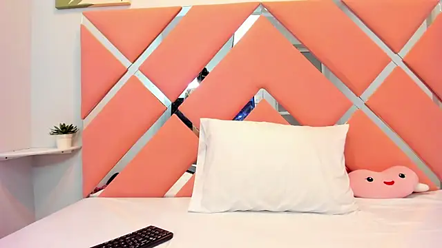 Snapshot of ThailyCherry chatting on 02-28-25, 07:46 ThailyCherry online show from 02-28-25, 07:46