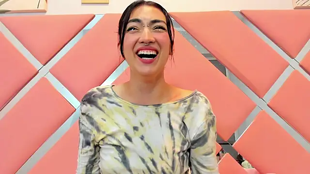 Snapshot of ThailyCherry chatting on 03-01-25, 01:53 ThailyCherry online show from 03-01-25, 01:53