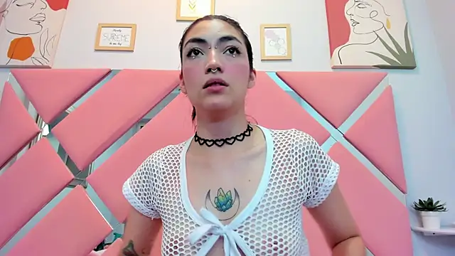 Snapshot of ThailyCherry chatting on 03-15-25, 01:41 ThailyCherry online show from 03-15-25, 01:41