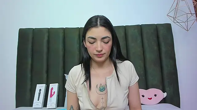 Snapshot of ThailyCherry chatting on 10-10-25, 07:46 ThailyCherry online show from 10-10-25, 07:46