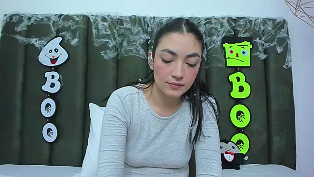 Snapshot of ThailyCherry chatting on 10-23-25, 07:45 ThailyCherry online show from 10-23-25, 07:45