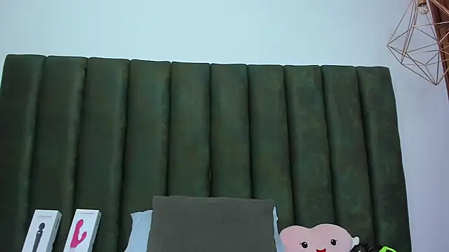 Snapshot of ThailyCherry chatting on 11-14-25, 08:07 ThailyCherry online show from 11-14-25, 08:07