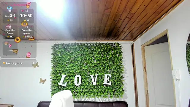 Enma  clark online show from 01-30-25, 10:19