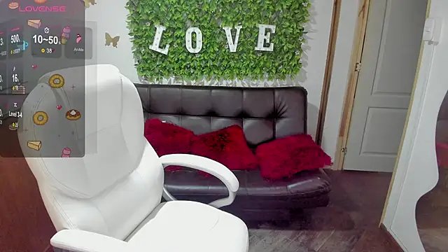 Enma  clark online show from 03-18-25, 10:26