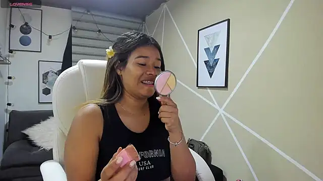 Enma  clark online show from 10-03-25, 04:09