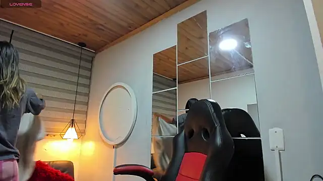 Enma  clark online show from 01-14-26, 09:04