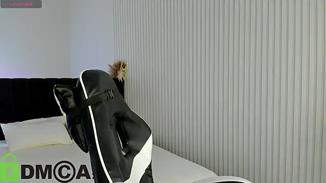 Vanessa Walters online show from 06-11-26, 03:04