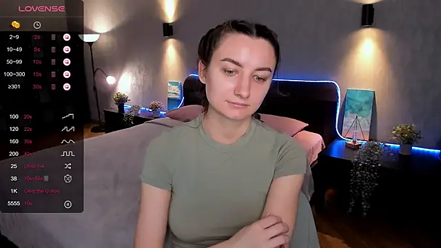 annacooleman online show from 02-19-25, 02:23