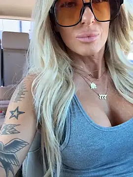 blondiluvsanal online show from 10-10-25, 08:08