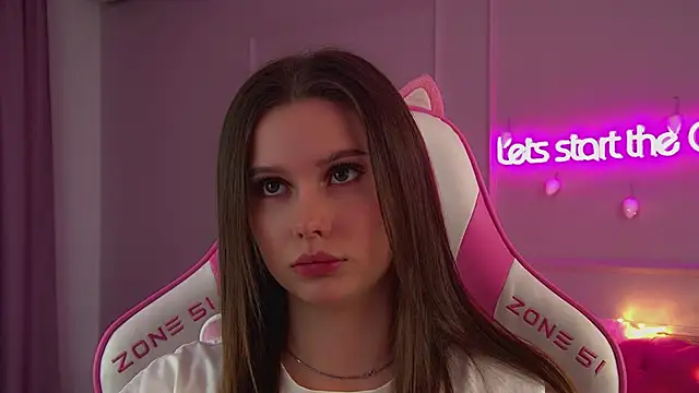 DianaVert online show from 12-15-25, 12:37