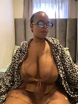 Snapshot of Saggy_areola95 chatting on 05-20-26, 09:26 Saggy areola95 online show from 05-20-26, 09:26