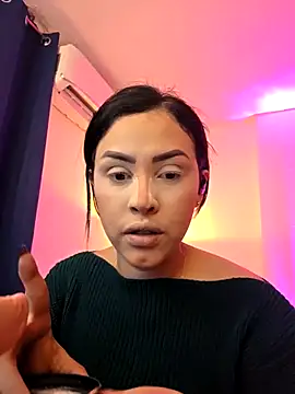 Snapshot of Maya_Bluee chatting on 05-26-26, 11:34 Maya Bluee online show from 05-26-26, 11:34