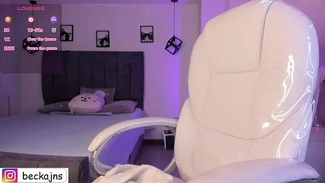 Beck jones online show from 10-30-25, 01:45