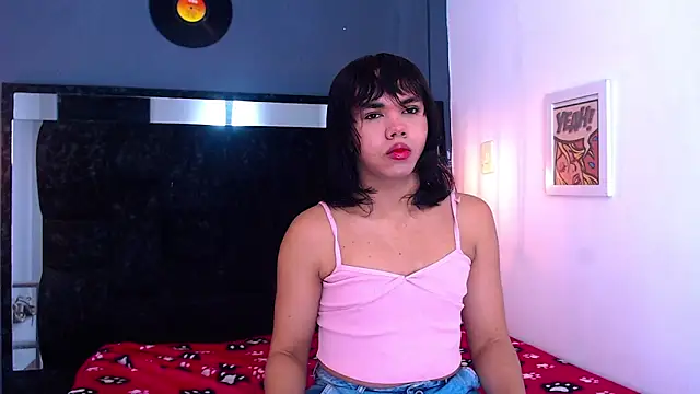 AndreaGil  online show from 02-11-26, 12:43