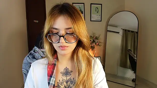SweetJennaa online show from 07-02-26, 12:43