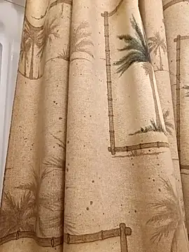 otterlover123 online show from 12-14-25, 05:40