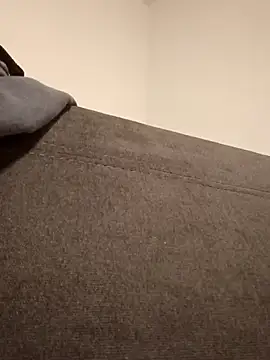 otterlover123 online show from 01-12-26, 10:37