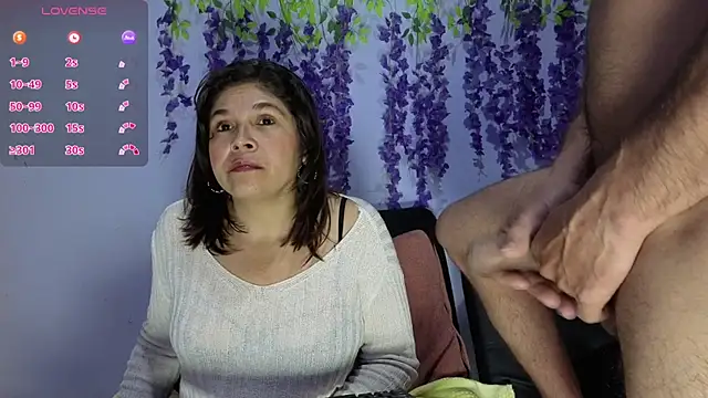 Snapshot of yazfore2 chatting on 02-17-26, 12:18 yazfore2 online show from 02-17-26, 12:18