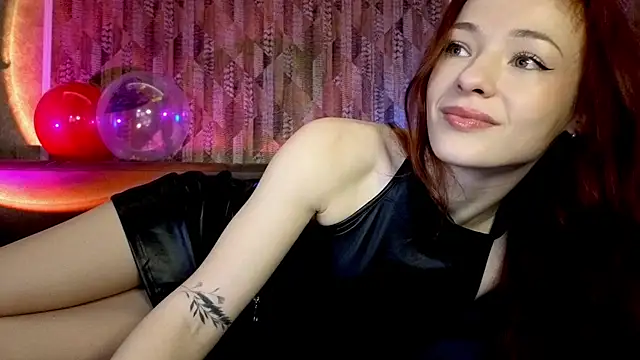 MiaRouge online show from 02-18-26, 05:14