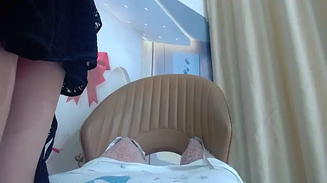 Snapshot of Cindy--Cici chatting on 01-07-26, 01:19 Cindy--Cici online show from 01-07-26, 01:19