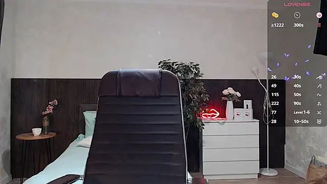 Snapshot of Cutie_Annie chatting on 01-23-25, 06:17 Cutie Annie online show from 01-23-25, 06:17