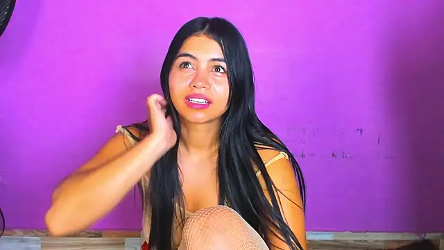 Snapshot of jade_brunnette chatting on 02-10-25, 02:41 jade brunnette online show from 02-10-25, 02:41