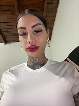 Zaratattoox online show from 06-05-26, 11:32