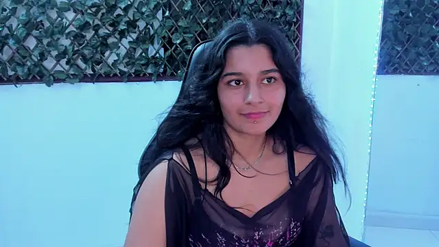 Snapshot of Megan_Whitte chatting on 01-16-25, 10:55 Megan Whitte online show from 01-16-25, 10:55